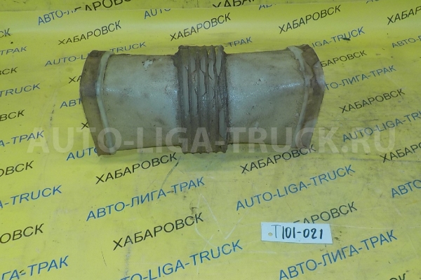 Воздуховод Mazda Titan 4HG1 Воздуховод 4HG1 1995  W222-61-15X