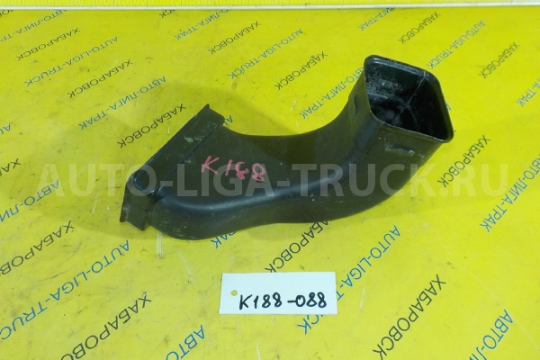 Воздуховод Mitsubishi Canter 4M51 Воздуховод 4M51 2001  MC140104