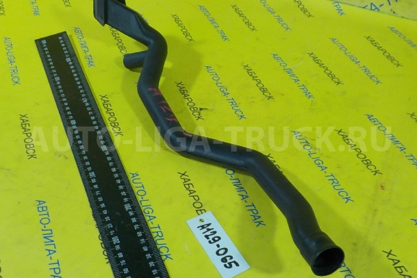 Воздуховод Nissan Atlas TD27 Воздуховод TD27 2001  27811-0T010