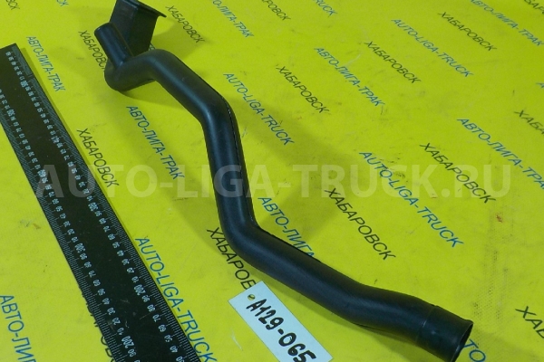Воздуховод Nissan Atlas TD27 Воздуховод TD27 2001  27811-0T010