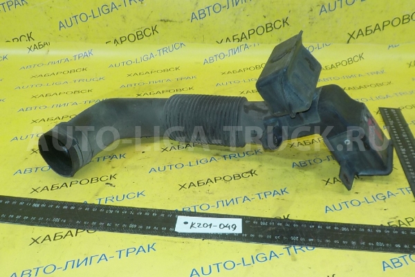 ВОЗДУХОЗАБОРНИК Mitsubishi Canter 4M40 ВОЗДУХОЗАБОРНИК 4M40 2000  MC111191