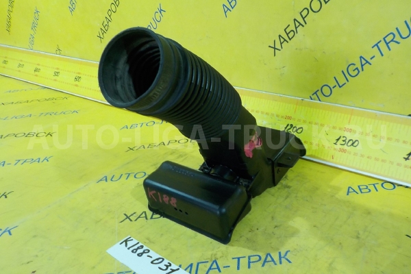 ВОЗДУХОЗАБОРНИК Mitsubishi Canter 4M51 ВОЗДУХОЗАБОРНИК 4M51 2001  ME294056