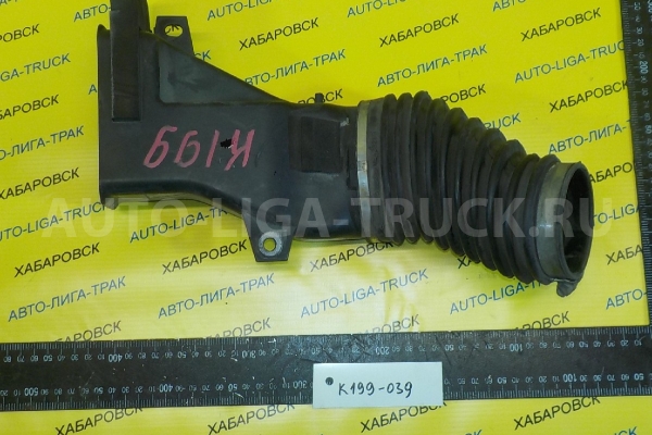 ВОЗДУХОЗАБОРНИК Mitsubishi Canter 4P10T ВОЗДУХОЗАБОРНИК  2012  ME423287