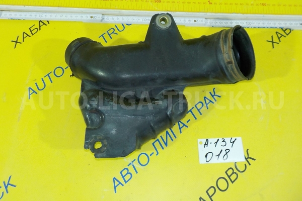 ВОЗДУХОЗАБОРНИК Nissan Atlas FD42 ВОЗДУХОЗАБОРНИК FD42 1994  16556-0T001