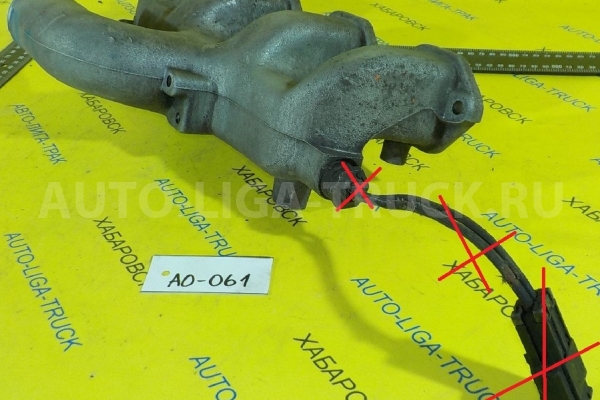 Впускной коллектор Nissan Atlas Впускной коллектор    14003-10T06