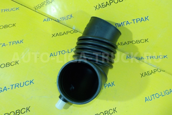 Впускной патрубок Mazda Titan Впускной патрубок    TFA3-13-220