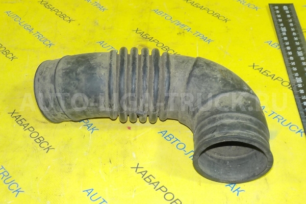 Впускной патрубок Mitsubishi Canter Впускной патрубок    MC111384
