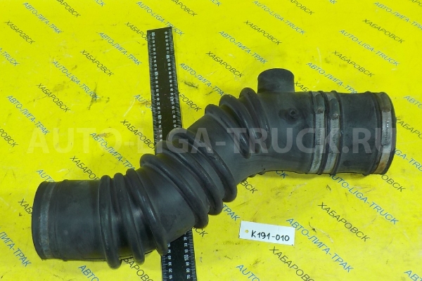 Впускной патрубок Mitsubishi Canter 4M50 Впускной патрубок 4M50   ME412867