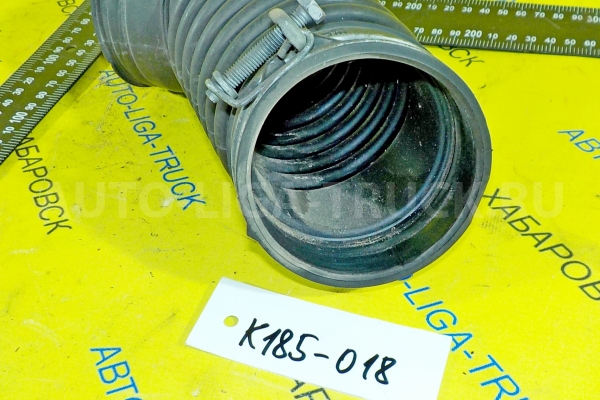 Впускной патрубок Mitsubishi Canter 4M51 Впускной патрубок 4M51 2003  ME405461