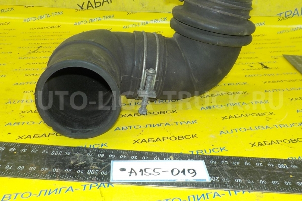 Впускной патрубок Nissan Atlas ED33 Впускной патрубок ED33 1988  16578-T9001