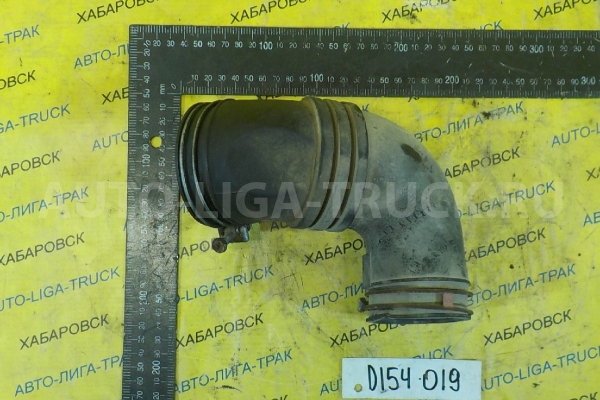 Впускной патрубок Toyota Dyna, Toyoace 3L Впускной патрубок 3L 1995  17881-54530