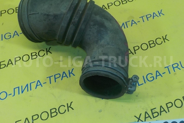 Впускной патрубок Toyota Dyna, Toyoace 5L Впускной патрубок 5L 2000  17881-54530