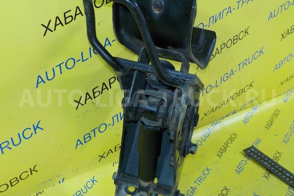 Задние подушки  кабины Mazda Titan SL Задние подушки  кабины SL 1989  W208-36-28XA