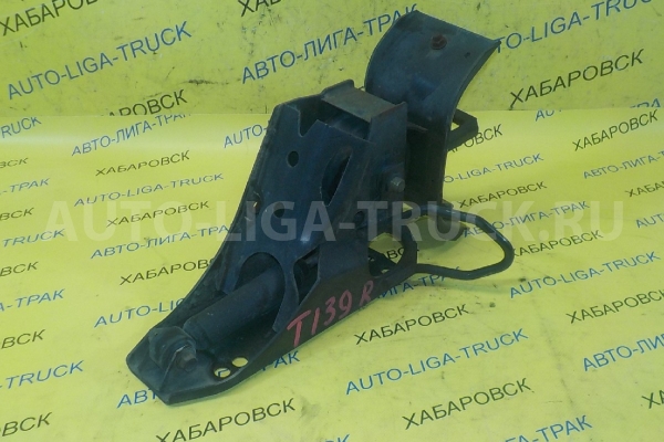 Задние подушки  кабины Mazda Titan TF Задние подушки  кабины TF 2001  W611-36-210