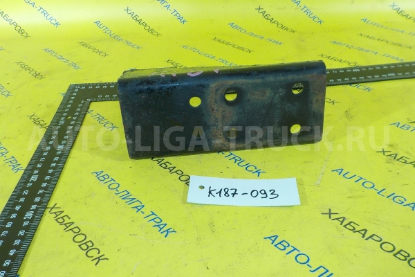 Задние подушки  кабины Mitsubishi Canter 4M40 Задние подушки  кабины 4M40   MK410309