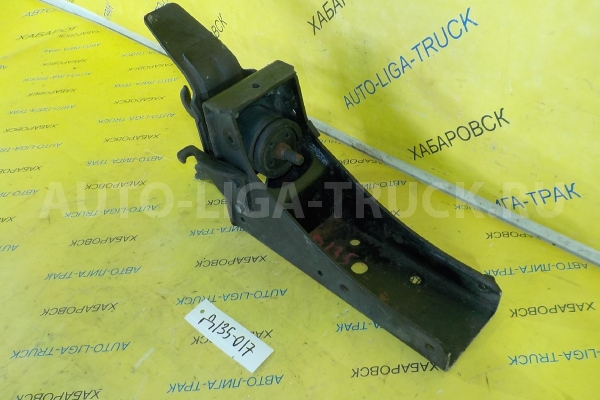 Задние подушки  кабины Toyota Dyna, Toyoace 15B Задние подушки  кабины 15B 1997  52203-37020