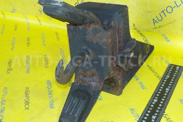 Задние подушки  кабины Toyota Dyna, Toyoace В Задние подушки  кабины  1995  52203-36050
