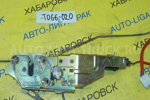 Замок двери Mazda Titan 4HG1 Замок двери 4HG1 2001  W611-59-310B