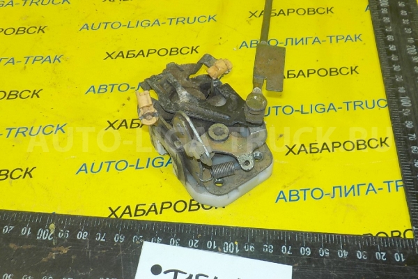 Замок двери Mazda Titan НА Замок двери  1990  W201-58-310C