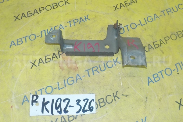 Замок двери Mitsubishi Canter 4M42 Замок двери  2006  MK403604