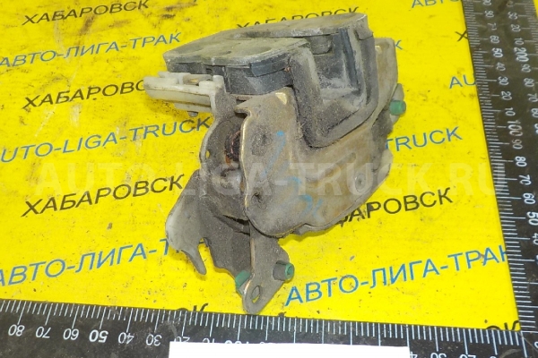 Замок двери Nissan Atlas BD30 Замок двери BD30 1995  80503-0T000