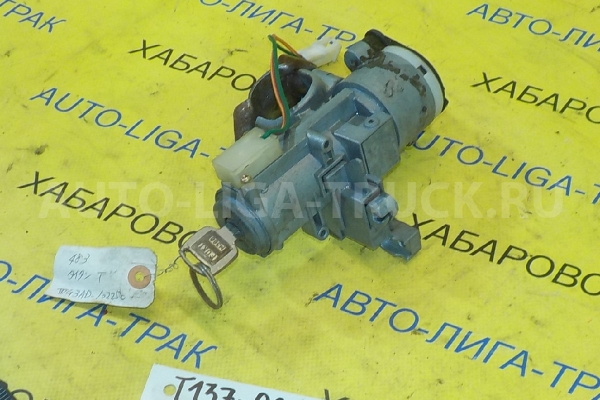 Замок зажигания Mazda Titan 4HF1 Замок зажигания 4HF1 1998  W354-76-290A