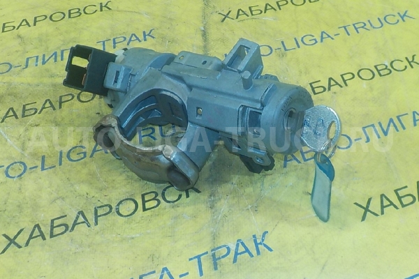 Замок зажигания Mazda Titan 4HG1 Замок зажигания 4HG1 2003  W612-09-010A