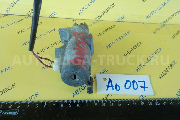Замок зажигания Nissan Atlas Замок зажигания    D8700-4T215