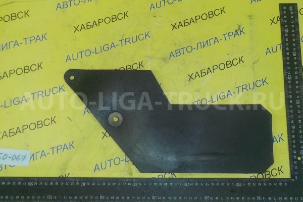 Защита колесной арки Mazda Titan SL Защита колесной арки SL 1994  W201-36-811A