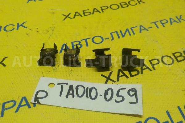 Зажим колодок  7K Зажим колодок  2001  04947-14020