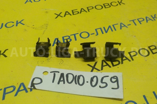 Зажим колодок  7K Зажим колодок  2001  04947-14020