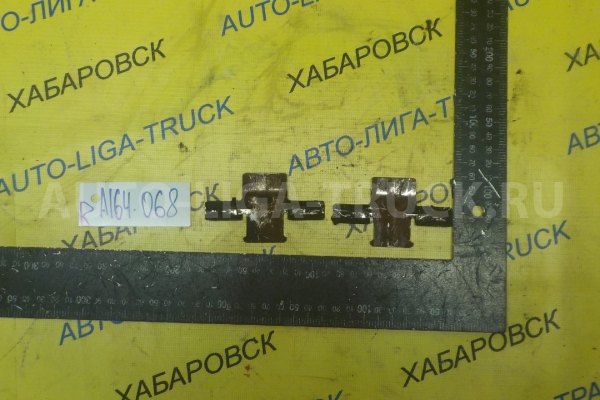 Зажим колодок Nissan Atlas Зажим колодок    41080-21T25
