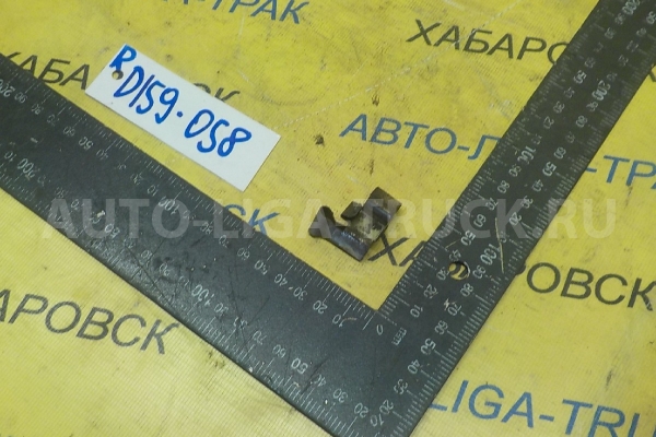 Зажим колодок Toyota Dyna, Toyoace 3L Зажим колодок 3L 1998  04947-26010