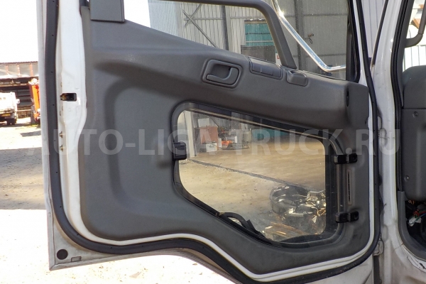 обшивка двери MMC FUSO Обшивка двери 2005 MC938450 обшивка двери MMC FUSO Обшивка двери 2005 MC938450