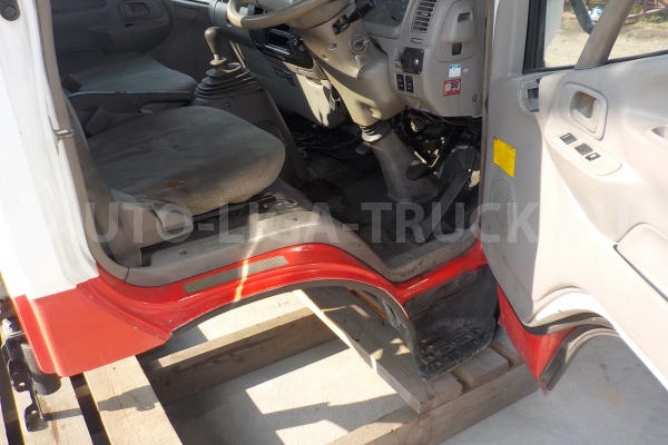 КАБИНА Toyota Dyna, Toyoace - 132 КАБИНА  2003 24 