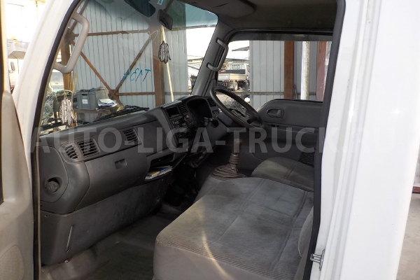 КАБИНА Mazda Titan 4HF1 КАБИНА 4HF1 2001 24 КАБИНА Mazda Titan 4HF1 КАБИНА 4HF1 2001 24