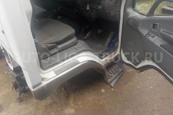 Кабина Mitsubishi canter 174 ШИРОКАЯ КАБИНА 1998 24 Кабина Mitsubishi canter 174 ШИРОКАЯ КАБИНА 1998 24
