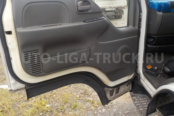 Кабина Isuzu Elf 153 - низкая  КАБИНА  2001 12 