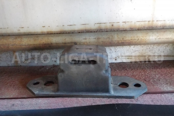 Отбойник Toyota Dyna, Toyoace, Nissa Atlas, Mazda Titan, MMC Canter, Isuzu Elf Отбойник Отбойник Toyota Dyna, Toyoace, Nissa Atlas, Mazda Titan, MMC Canter, Isuzu Elf Отбойник