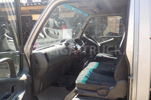  Кабина Mitsubishi Canter 189 КАБИНА  2000 24 