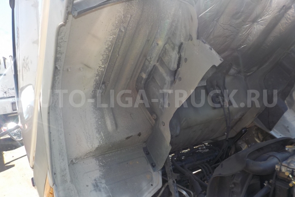  Кабина Mitsubishi Canter 189 КАБИНА  2000 24 