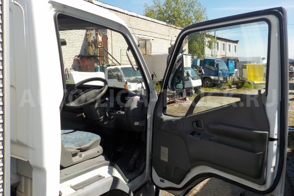  Кабина Mitsubishi Canter 190 КАБИНА  2000 24 