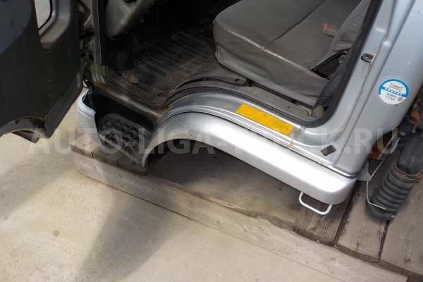 Кабина Nissan Atlas 140  -  4 вд МОСТОВАЯ КАБИНА FD42 1995 24 