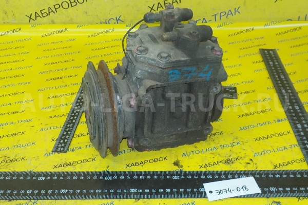Компрессор рефки Isuzu Elf 4JG2 Компрессор рефки 4JG2 1995  E074-018