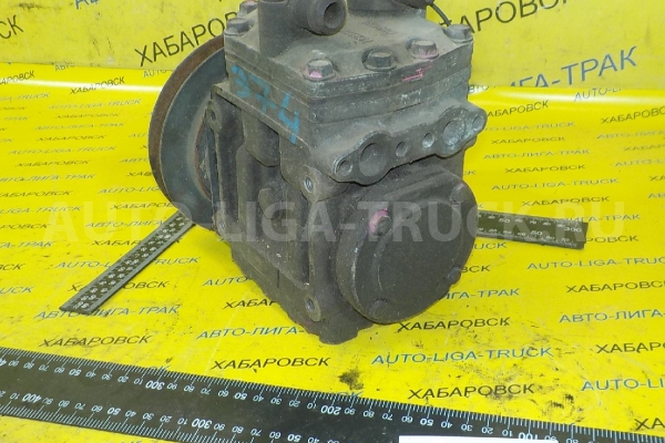 Компрессор рефки Isuzu Elf 4JG2 Компрессор рефки 4JG2 1995  E074-018