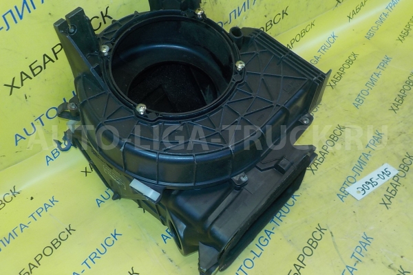 Корпус мотора печки Isuzu Elf 4HG1 Корпус мотора печки 4HG1 1999  8-97106-316-2