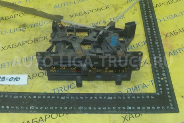 Переключатель печки Isuzu Elf 4JG2 Переключатель печки 4JG2 1997  8-97048-456-3