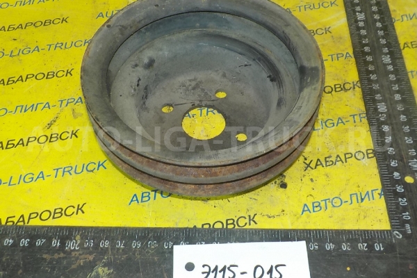 Шкив помпы Isuzu Elf 4HF1 Шкив помпы 4HF1 1999  8-94389-413-1