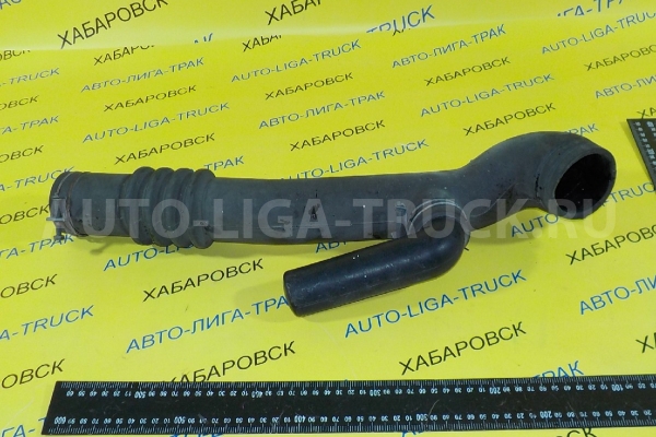 Впускной патрубок Isuzu Elf 4JG2 Впускной патрубок 4JG2 2003  8-97096-429-1