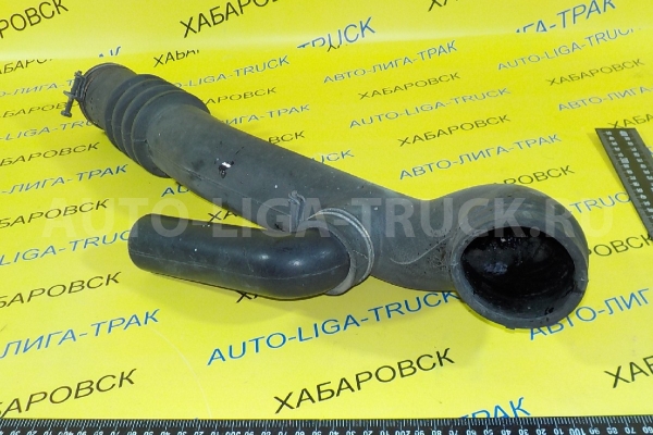 Впускной патрубок Isuzu Elf 4JG2 Впускной патрубок 4JG2 2003  8-97096-429-1